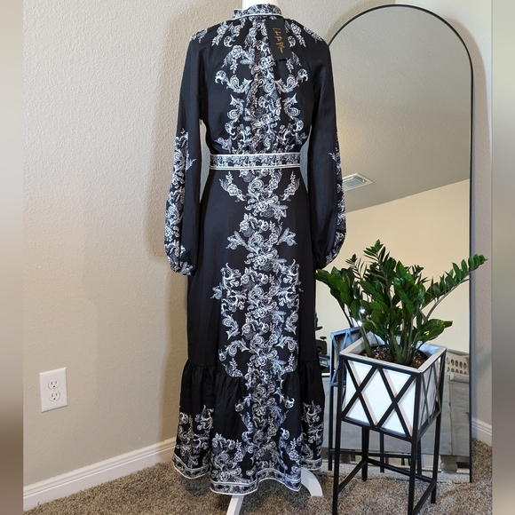 NWT Black and White Maxi Dres - Picture 7 of 9